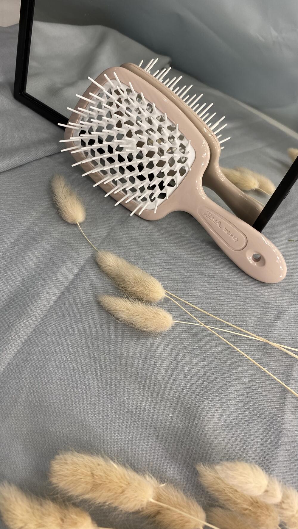 Гребінець для сушки феном велик. Janeke Великий, Пудровий, З ергономічною ручкою