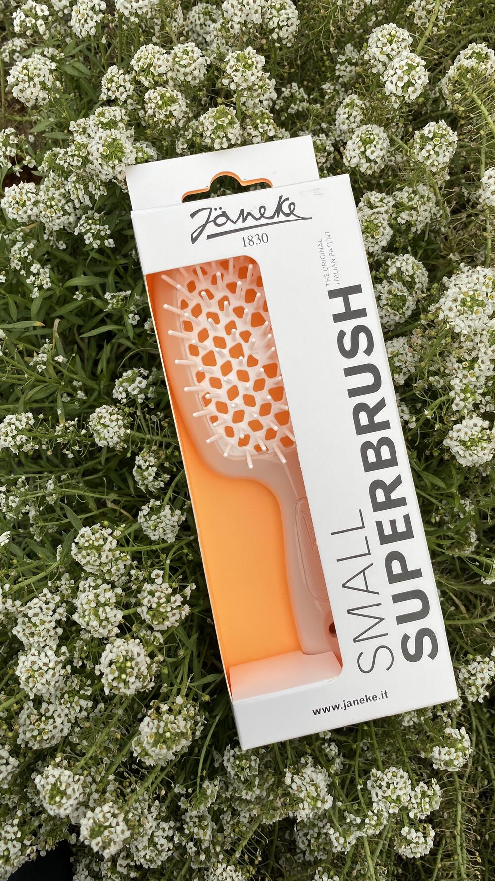 Гребінець для сушки феном серед. Janeke Середній, Пудровий, З ергономічною ручкою