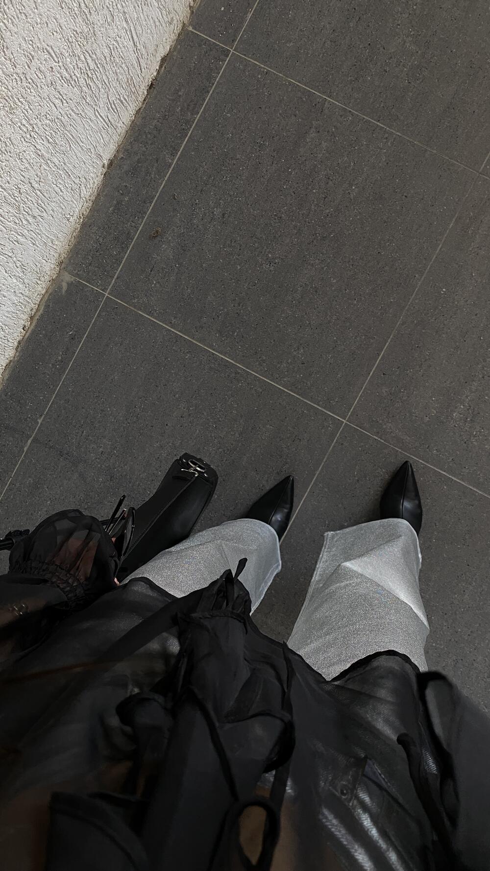 Джинси срібні 3777, широкого фасону 36, Срібний