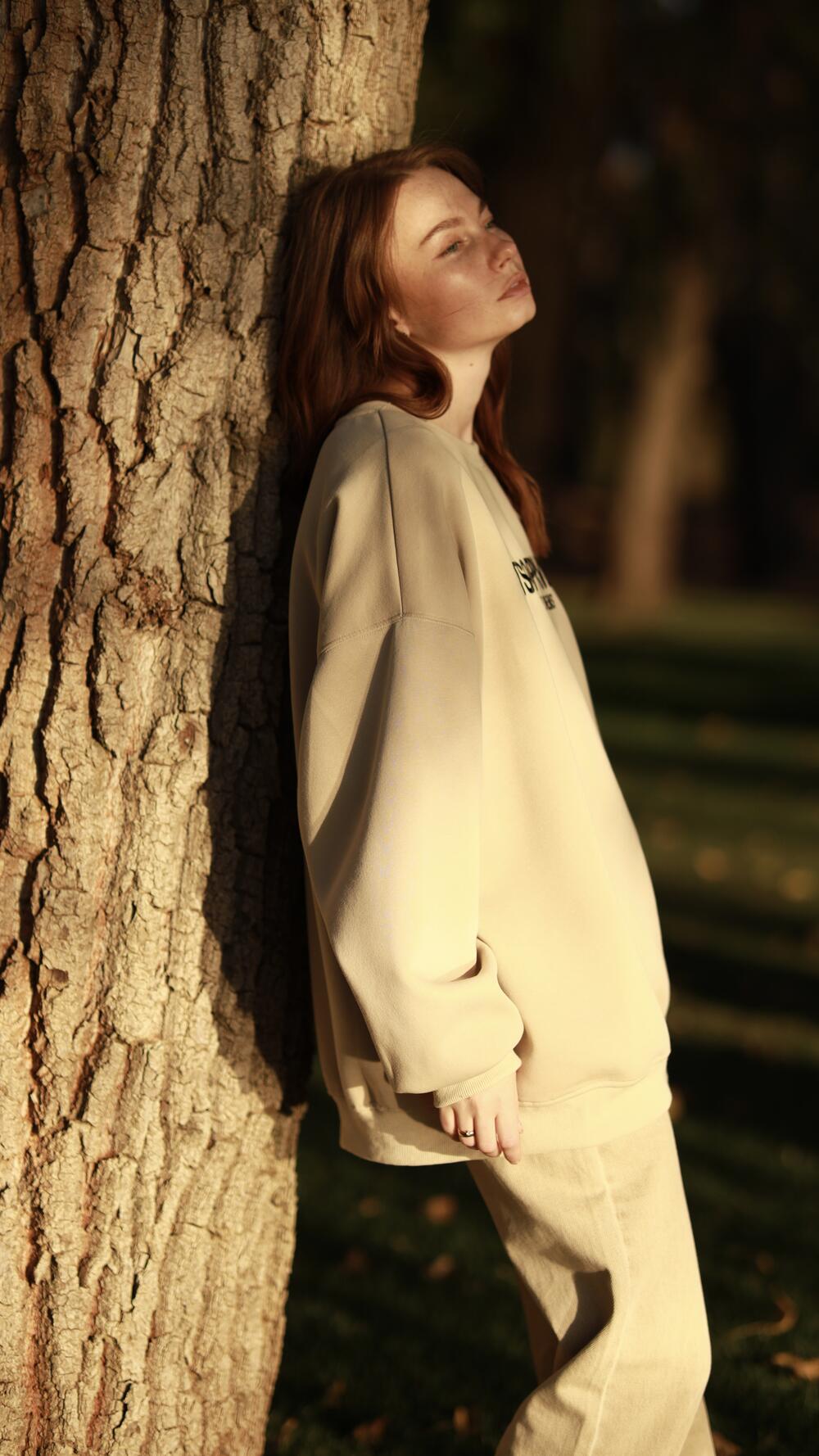 Світшот з вишивкою, щільний MTS Oversize, Бежевий