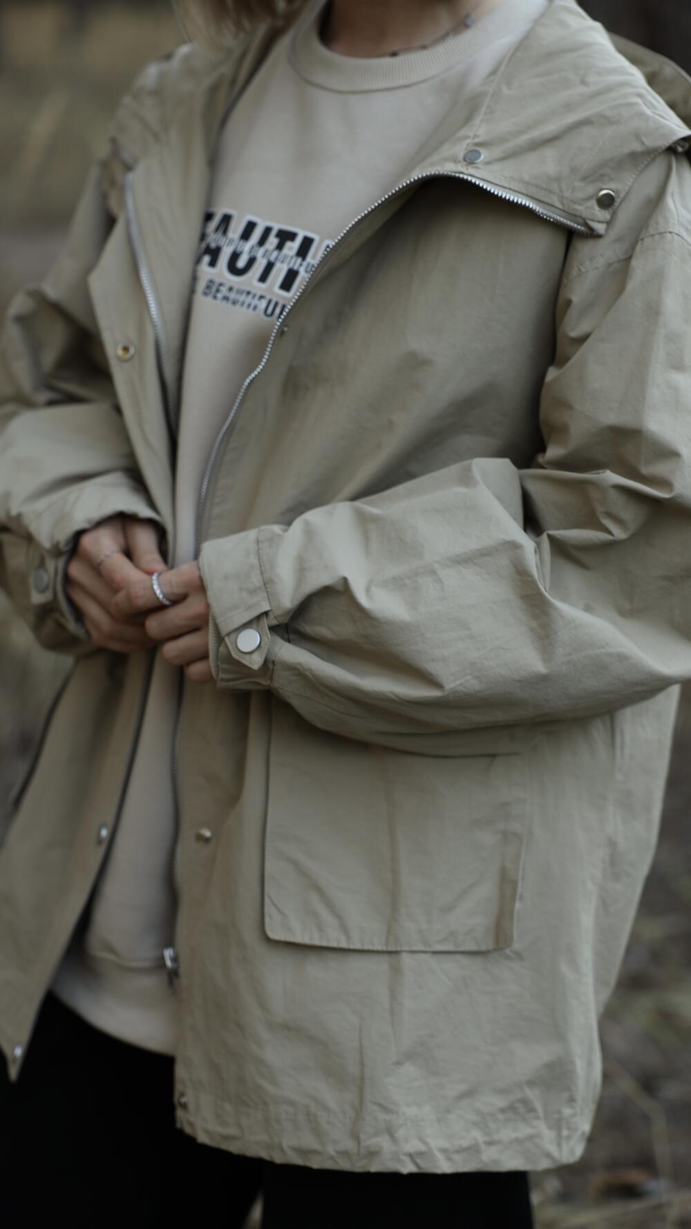 Вкорочений Тренч з накладними карманами Miss LAN Oversize, Бежевий