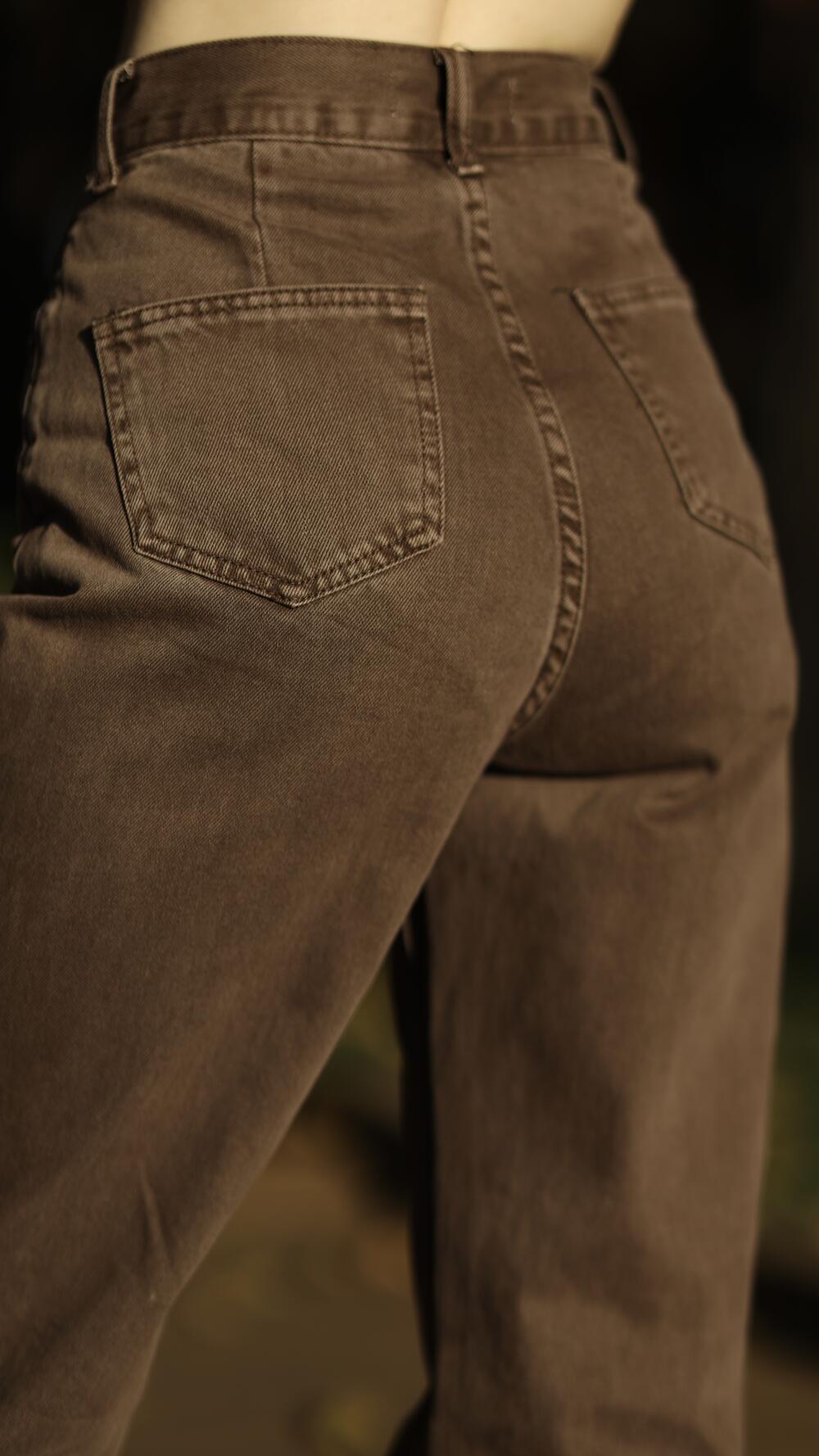 Джинси з шовчиком над кишенею позаду Miss LAN S, Коричневий