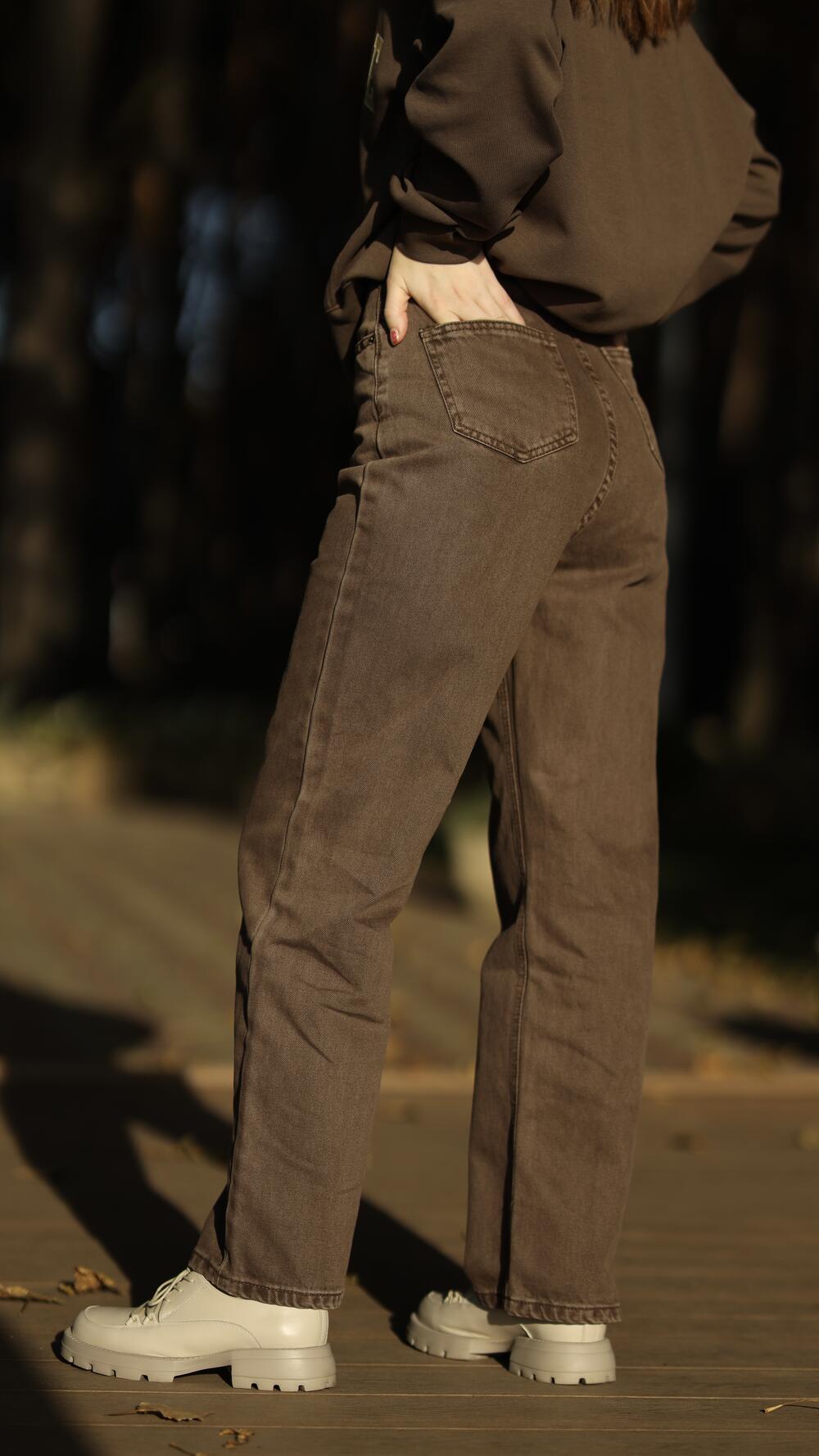 Джинси з шовчиком над кишенею позаду Miss LAN S, Коричневий