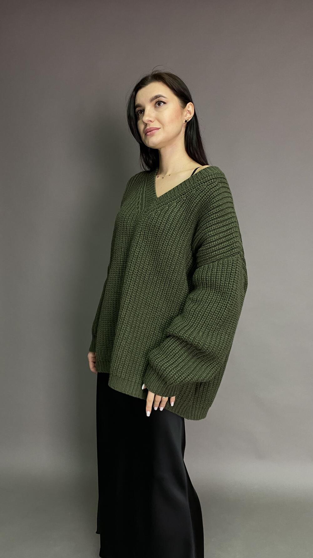 Светр щільний з v вирізом, подовжений Oversize, Зелений