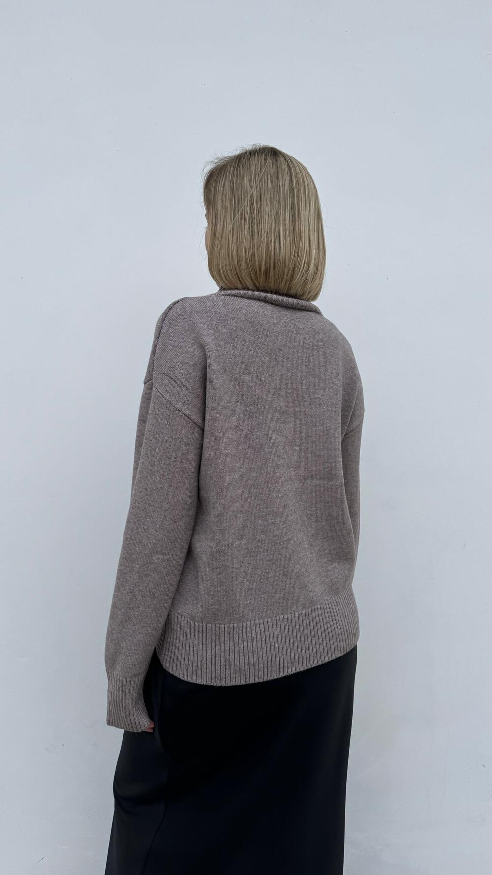 Джемпер без принту базовий, з комірцем стійка Oversize, Мокка