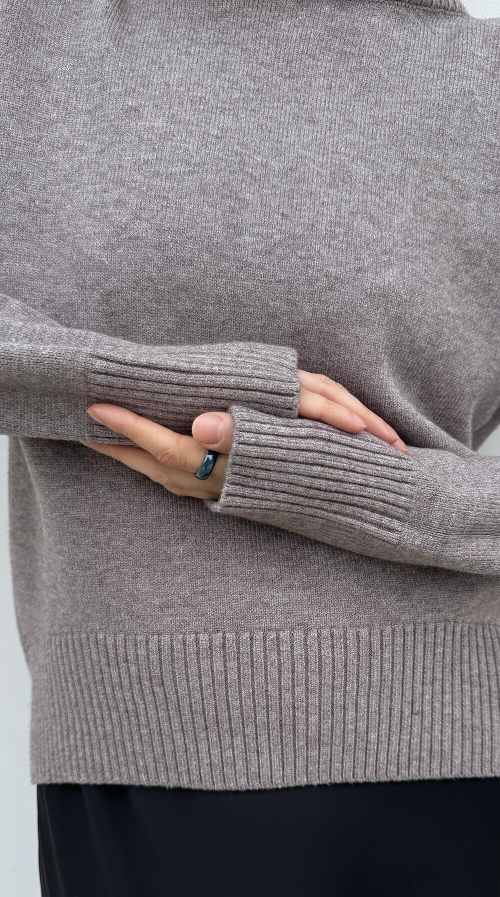 Джемпер без принту базовий, з комірцем стійка Oversize, Мокка