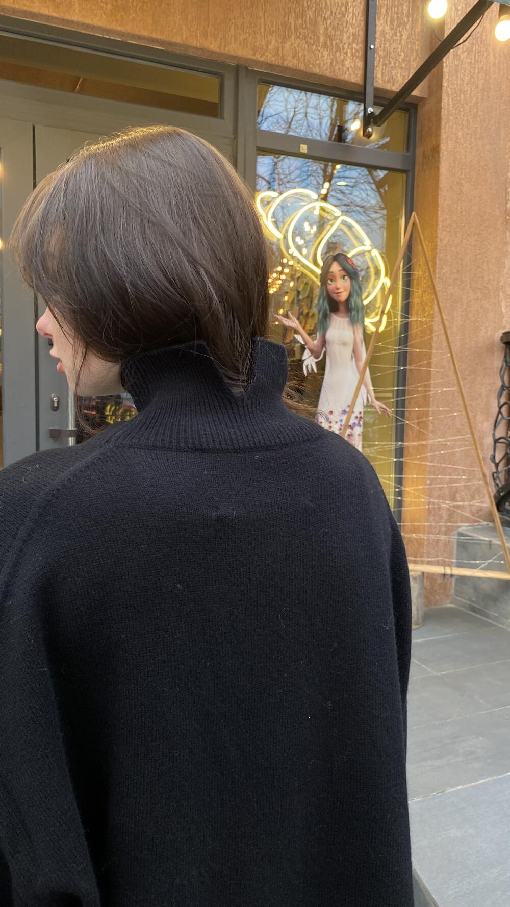 Светр кашеміровий з підворотом на рукавах та розрізом на горлі 069 Lara Oversize, Чорний