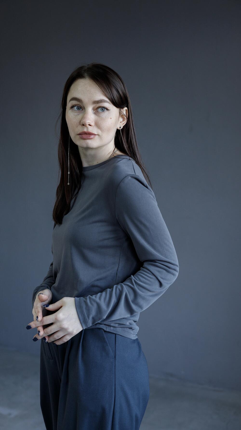 Лонгслів тоненький, віскозний S/M, Сірий