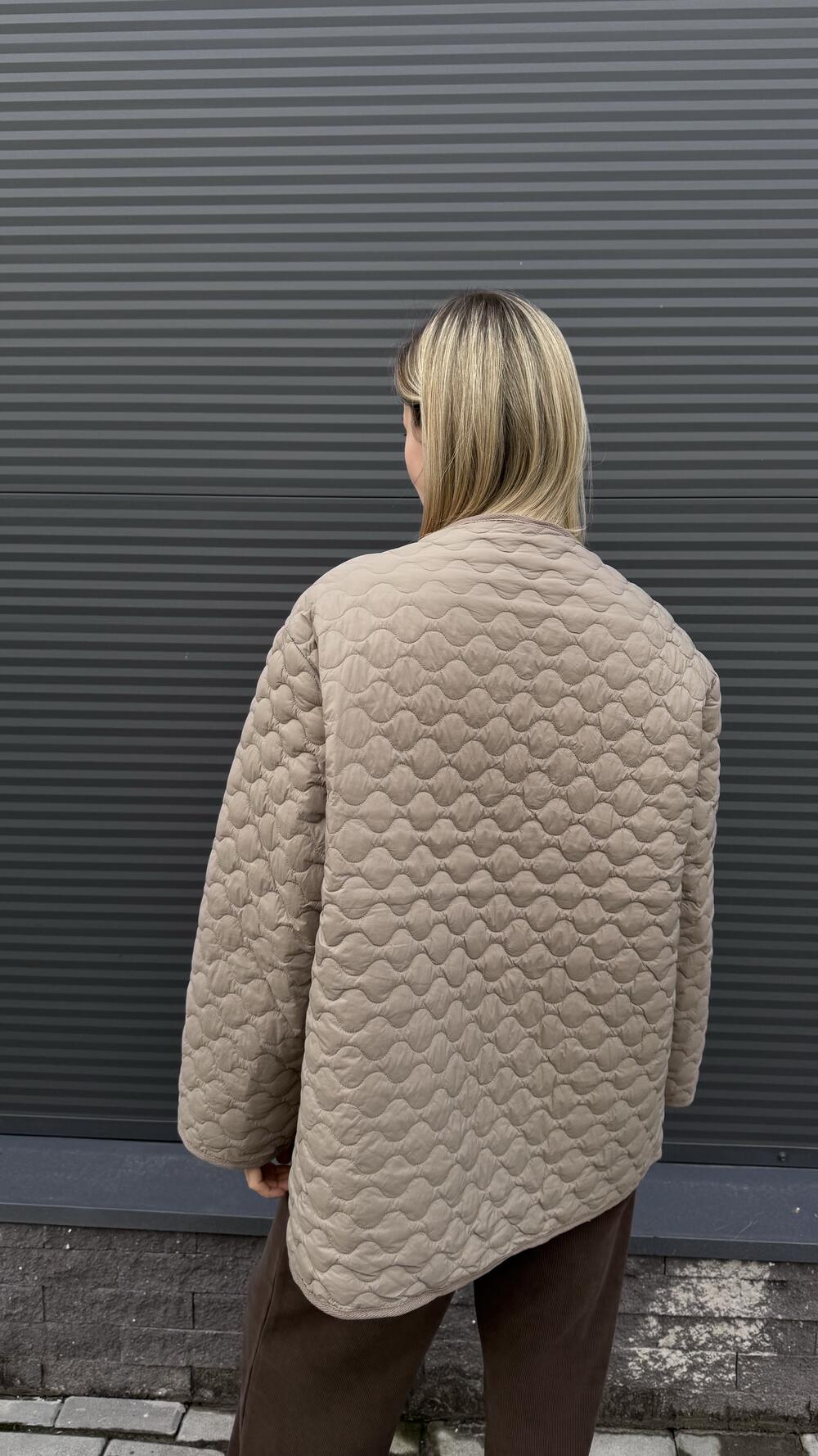 Куртка стьобана без коміра на ґудзиках Degrees made in Italy Oversize, Мокка