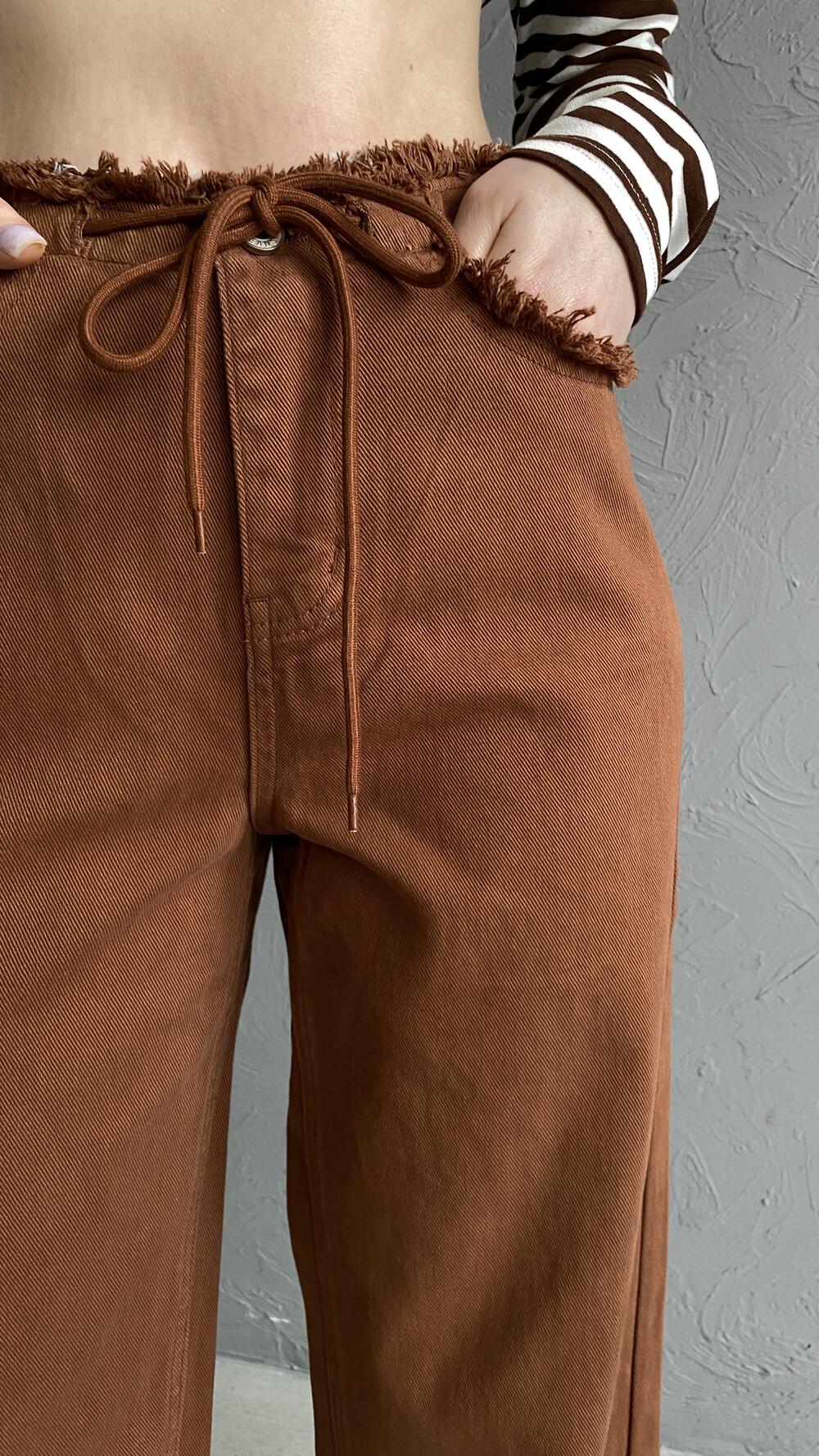 Джинси з бахромою на поясі та кишенях з шнурком L, Кемел