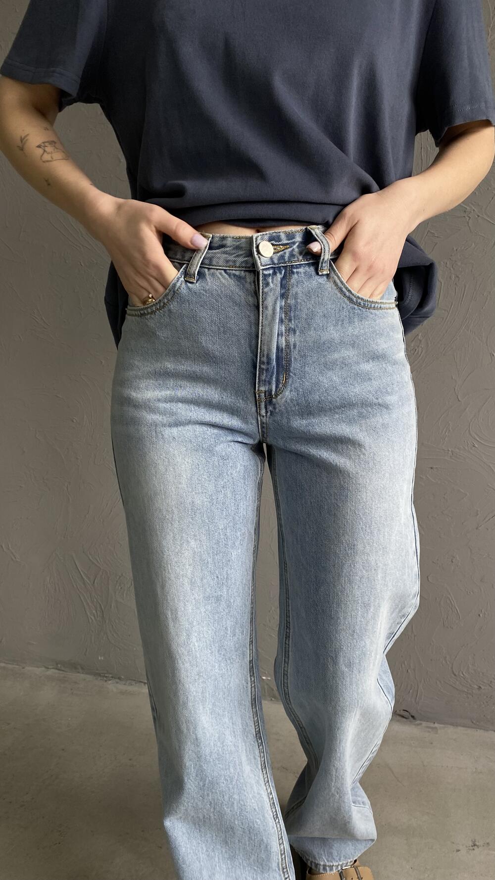 Джинси широкого фасону з потертостями Fabi L, Блакитний