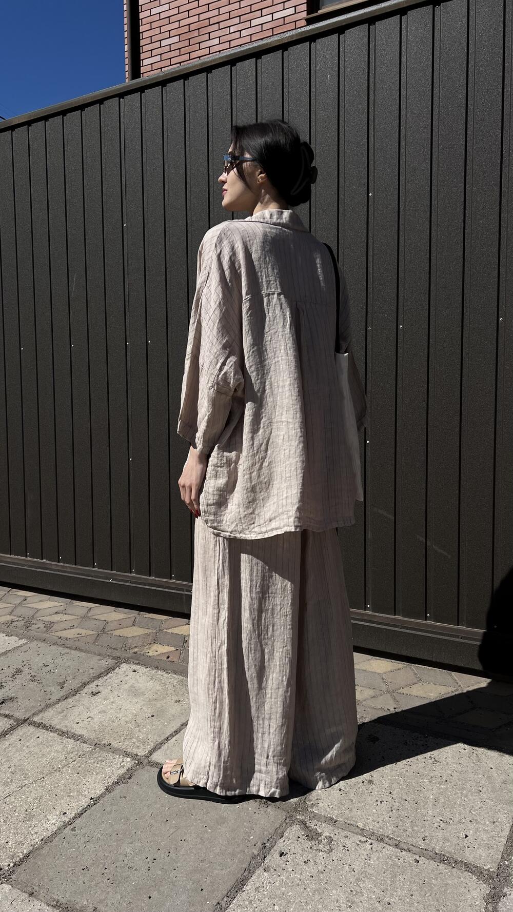 Костюм льняний з брюками та сорочкою у смужку Puro Lino made in Italy Oversize, Бежевий