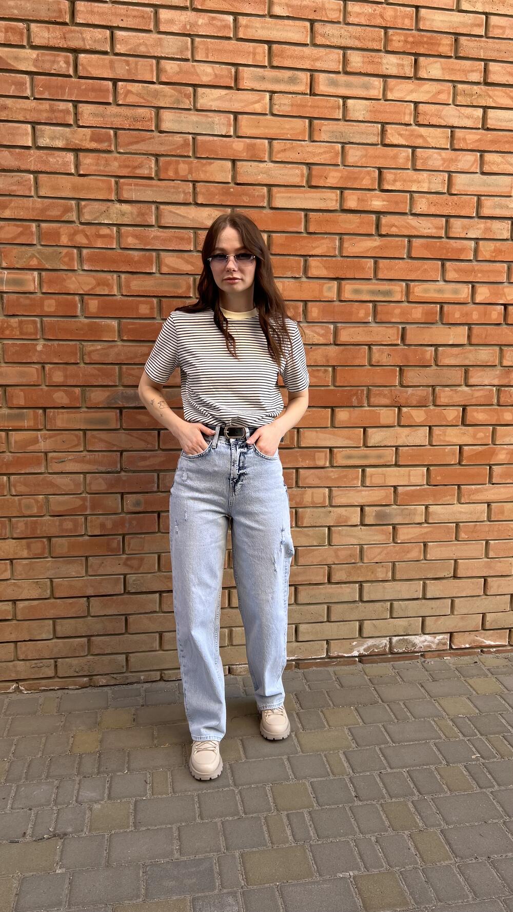 Джинси з потертостями Mom 1445 Cracpot 26, Блакитний світлий