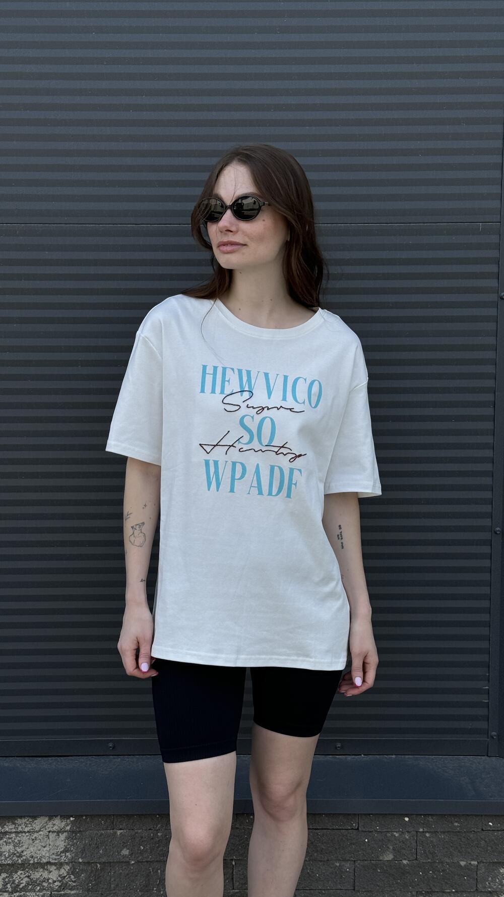 Футболка з принтом Newvico 