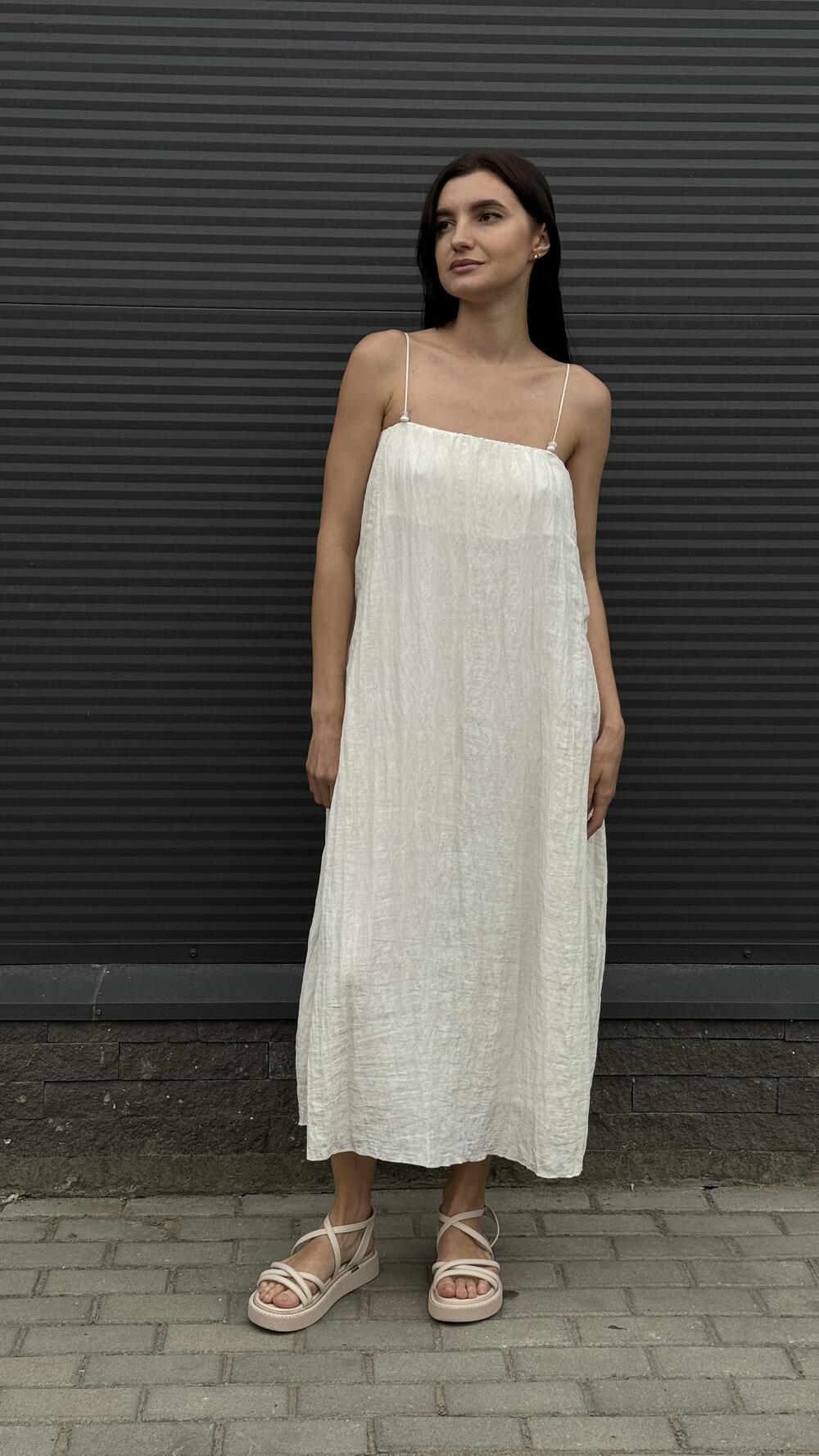 Сукня з намистом на брителях, міді, тканина жатка S, Кремовий