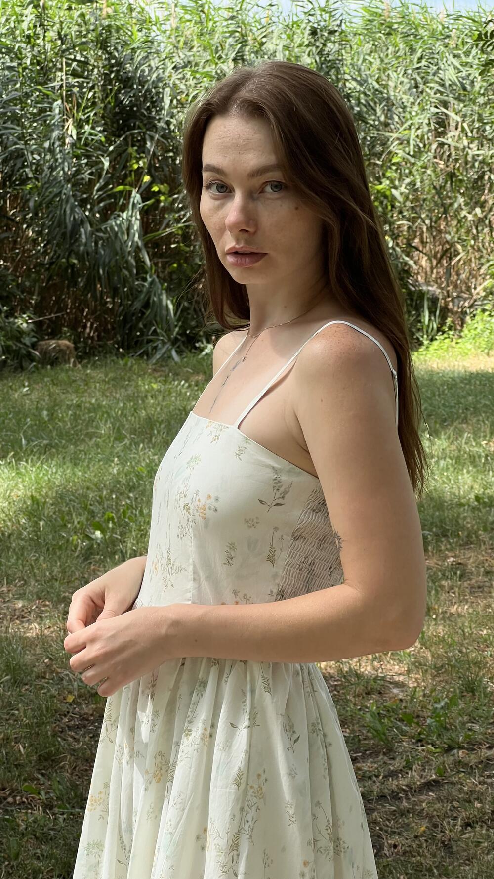 Сарафан на тонких брителях з принтом квіти S/M, Молочний