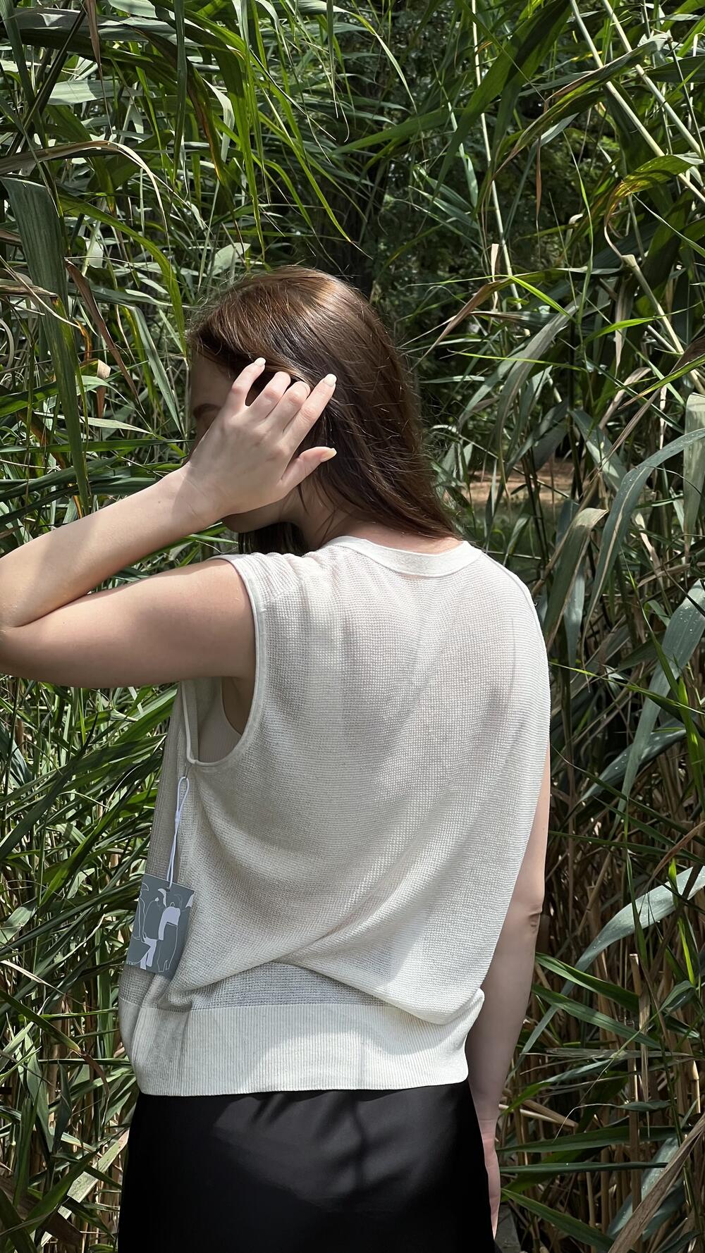 Жилет трикотажний з ґудзиками S/M, Бежевий