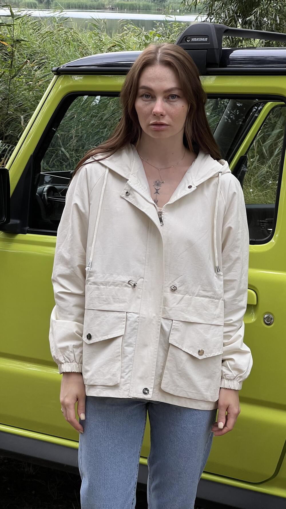 Вітровка з капюшоном, та куліскою S/M, Кремовий