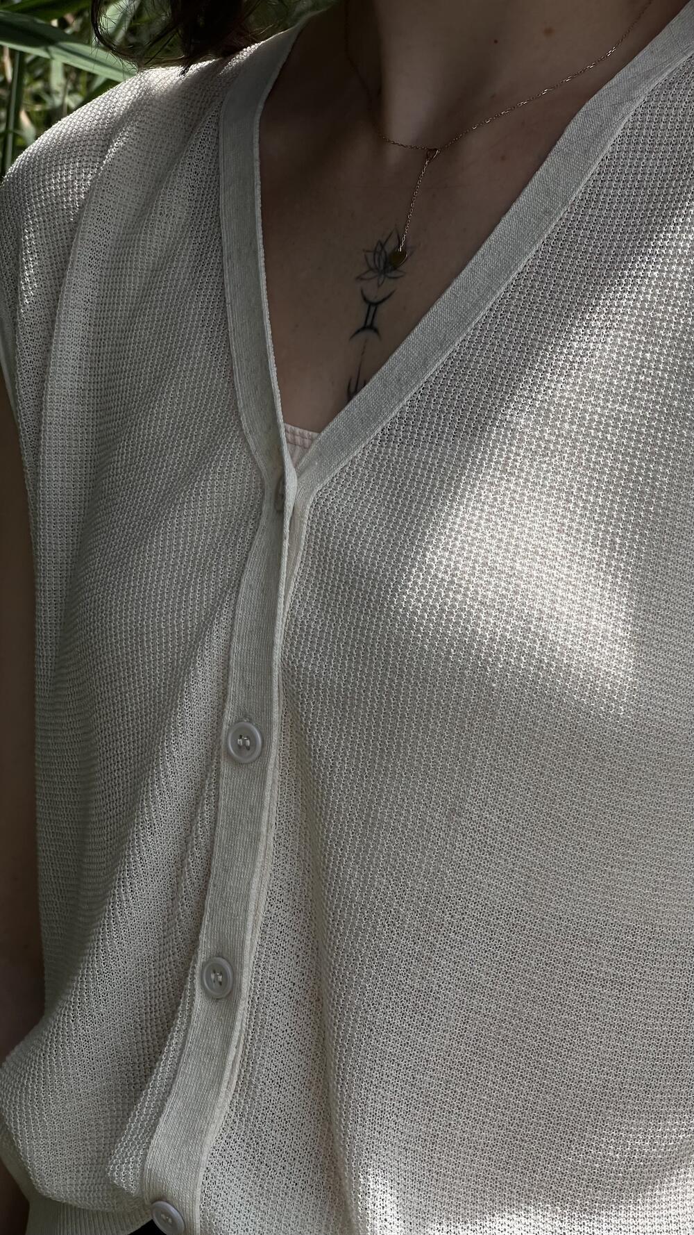 Жилет трикотажний з ґудзиками S/M, Бежевий