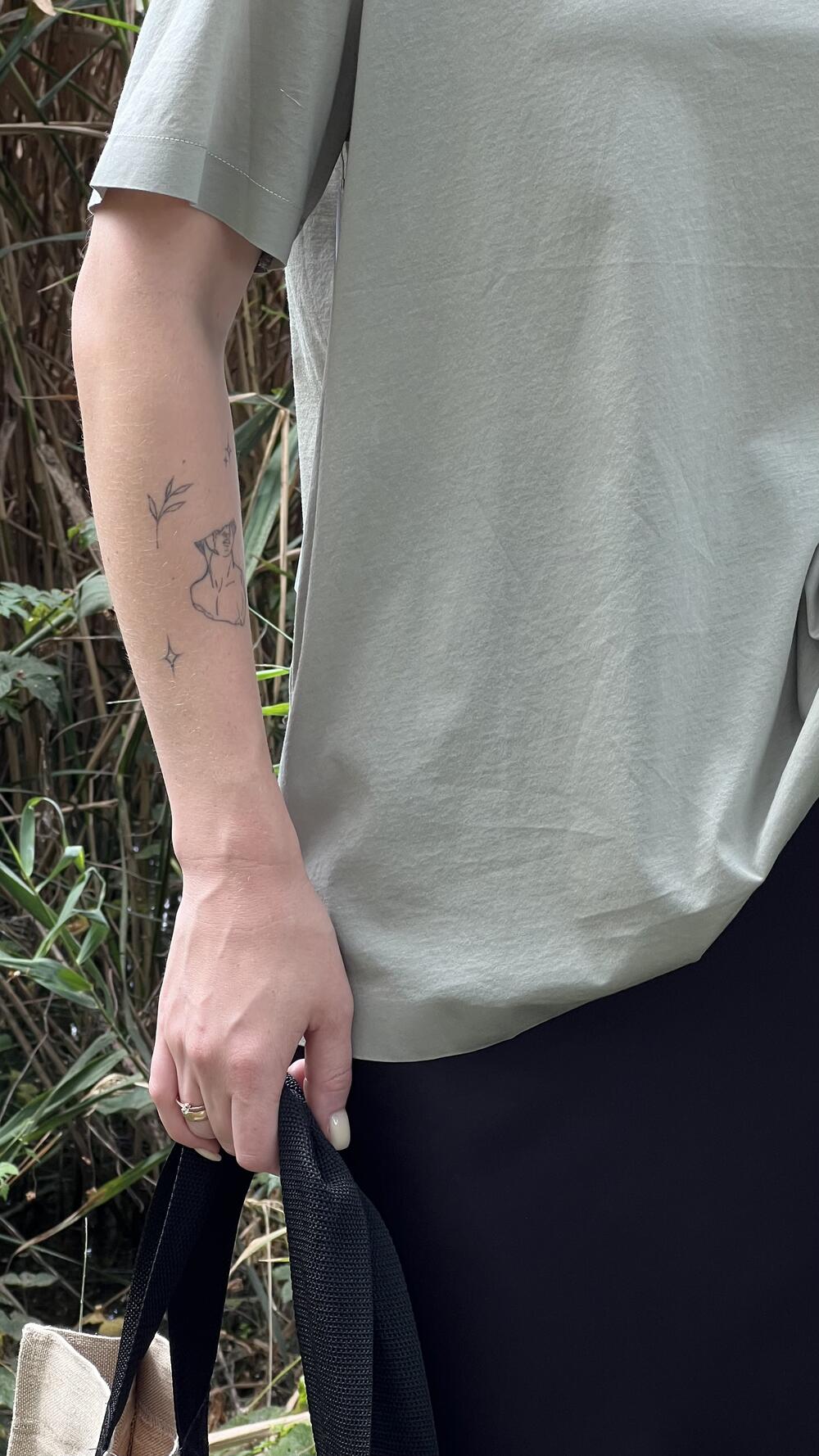 Футболка без принту тоненька, мерсиризована Oversize, Оливковий