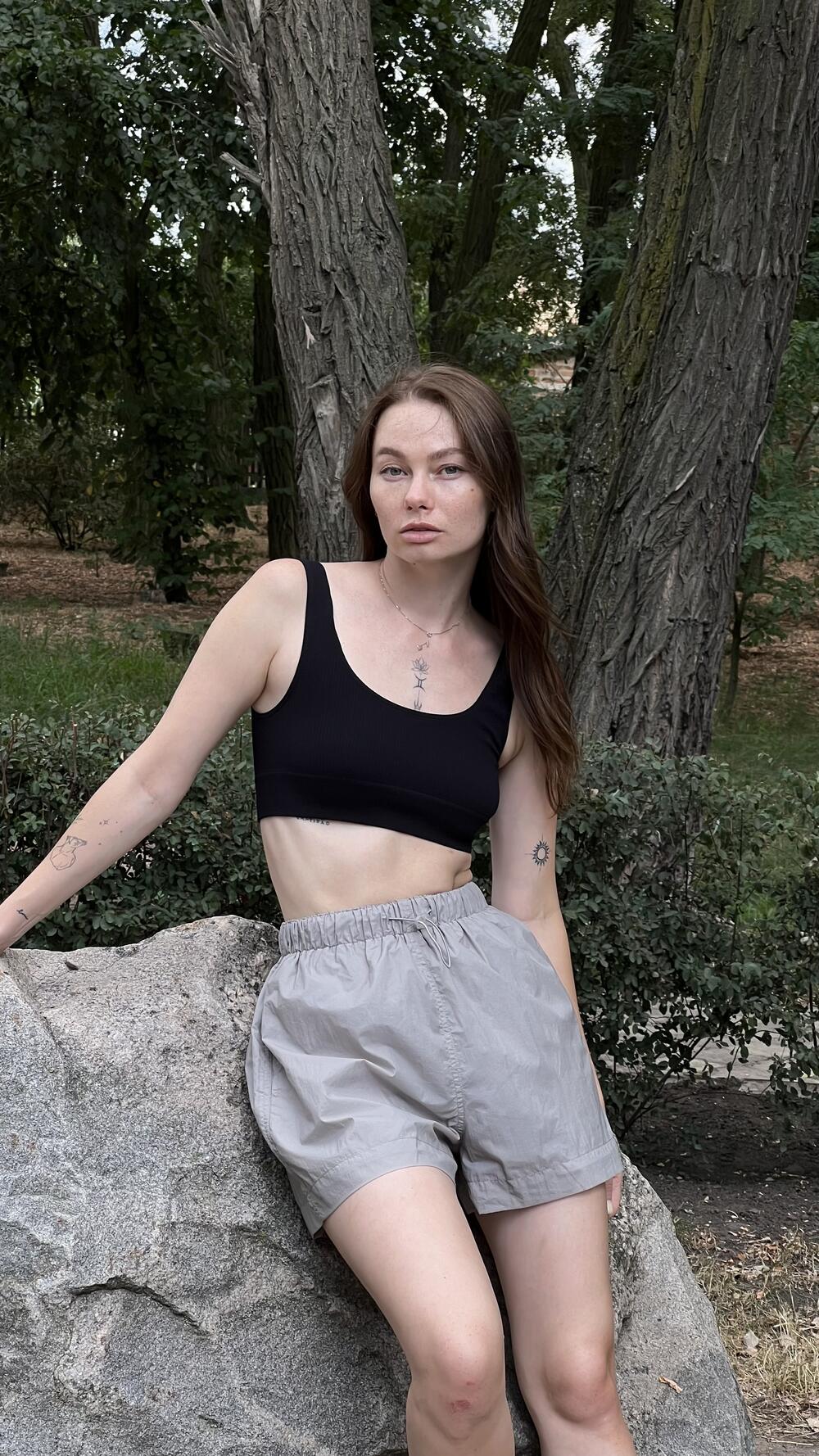 Шорти короткі на резинці M, Оливковий