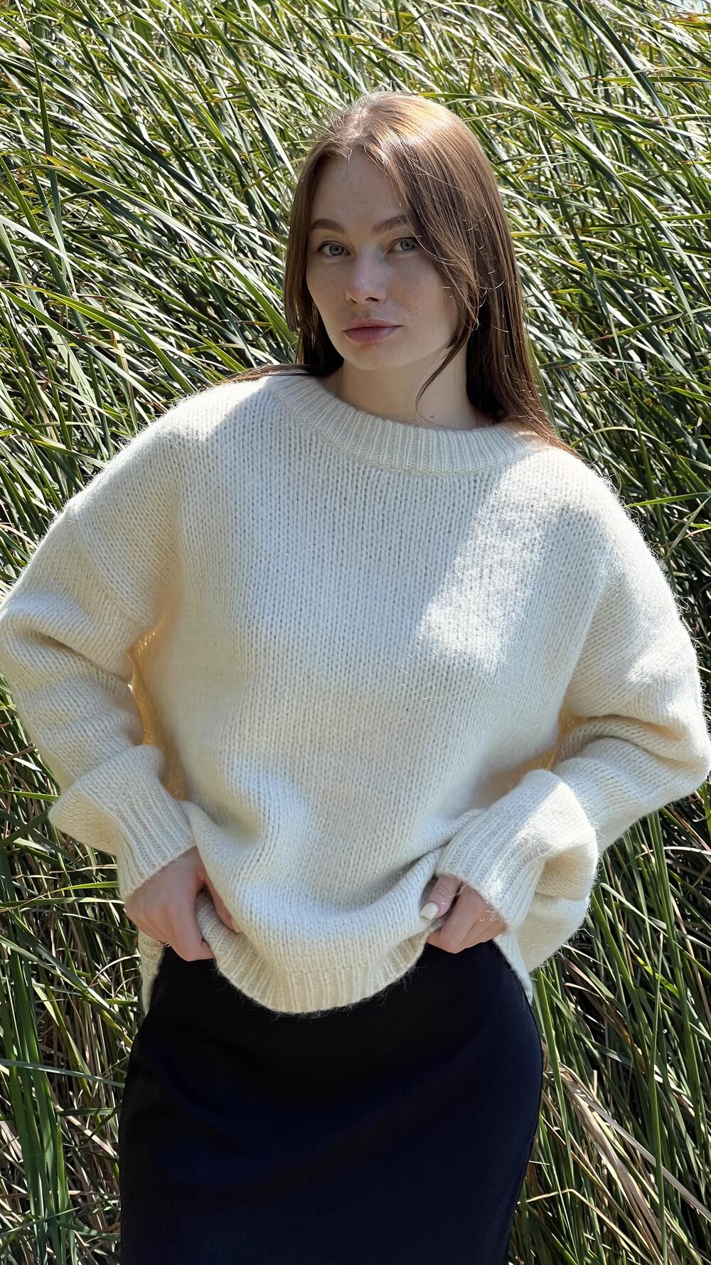 Джемпер з люрексовою ниткою гладенький H259 Lara made in Italy S/M, Крем-брюле