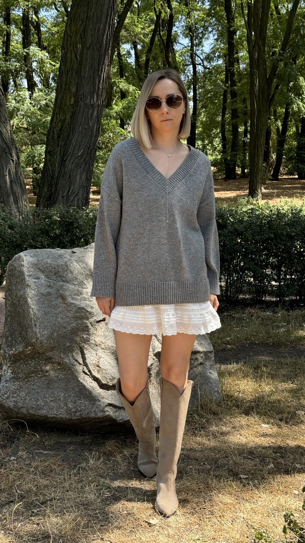 Джемпер з v вирізом, гладенький Un7025 Lara made in Italy M/L, Сірий