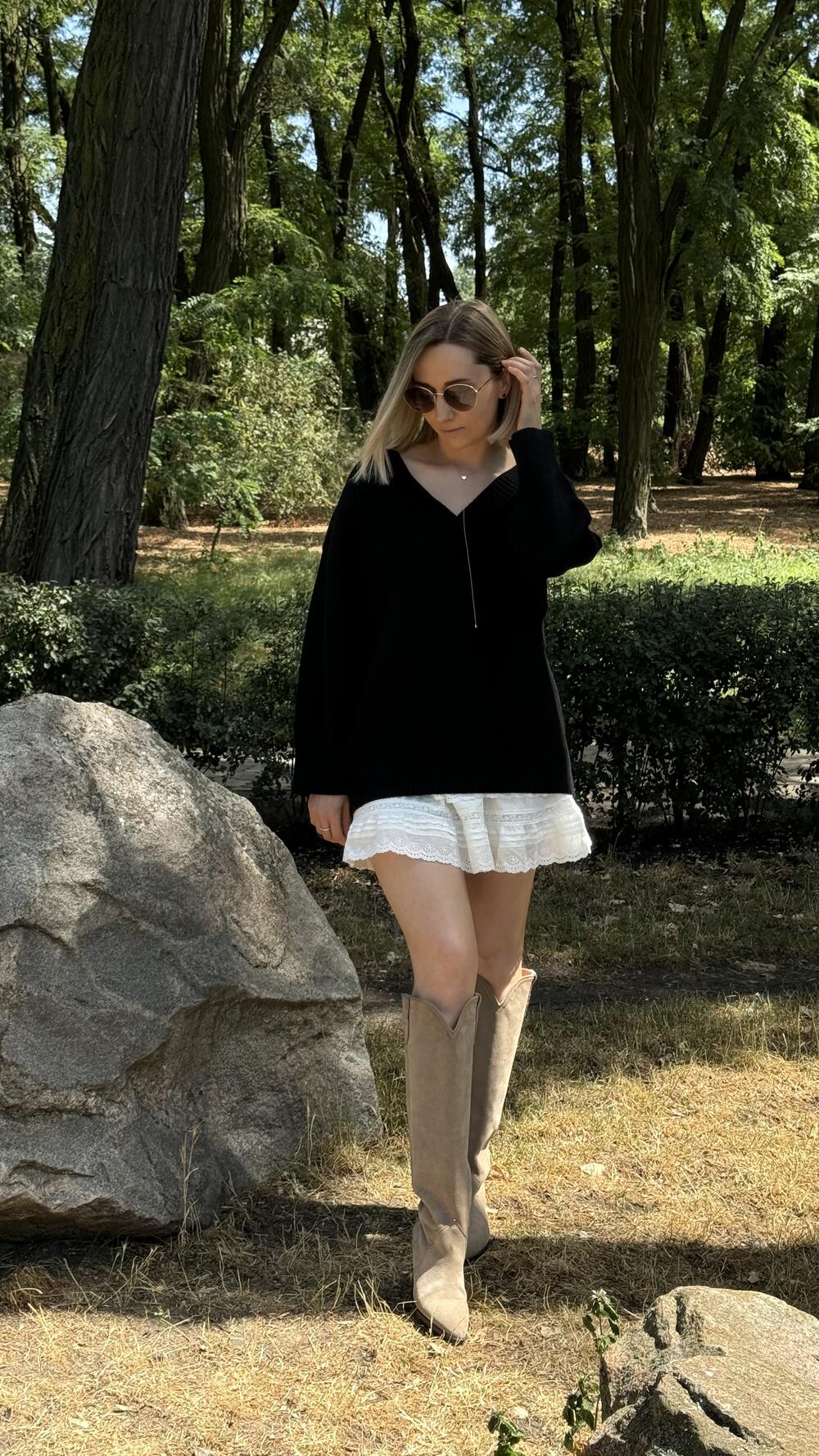 Джемпер з v вирізом, гладенький Un7025 Lara made in Italy M/L, Чорний