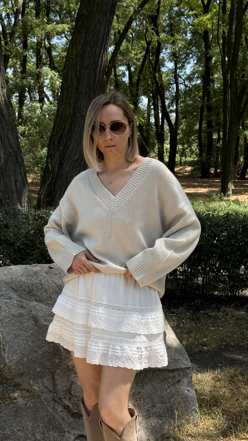 Джемпер з v вирізом, гладенький Un7025 Lara made in Italy S/M, Пісочний