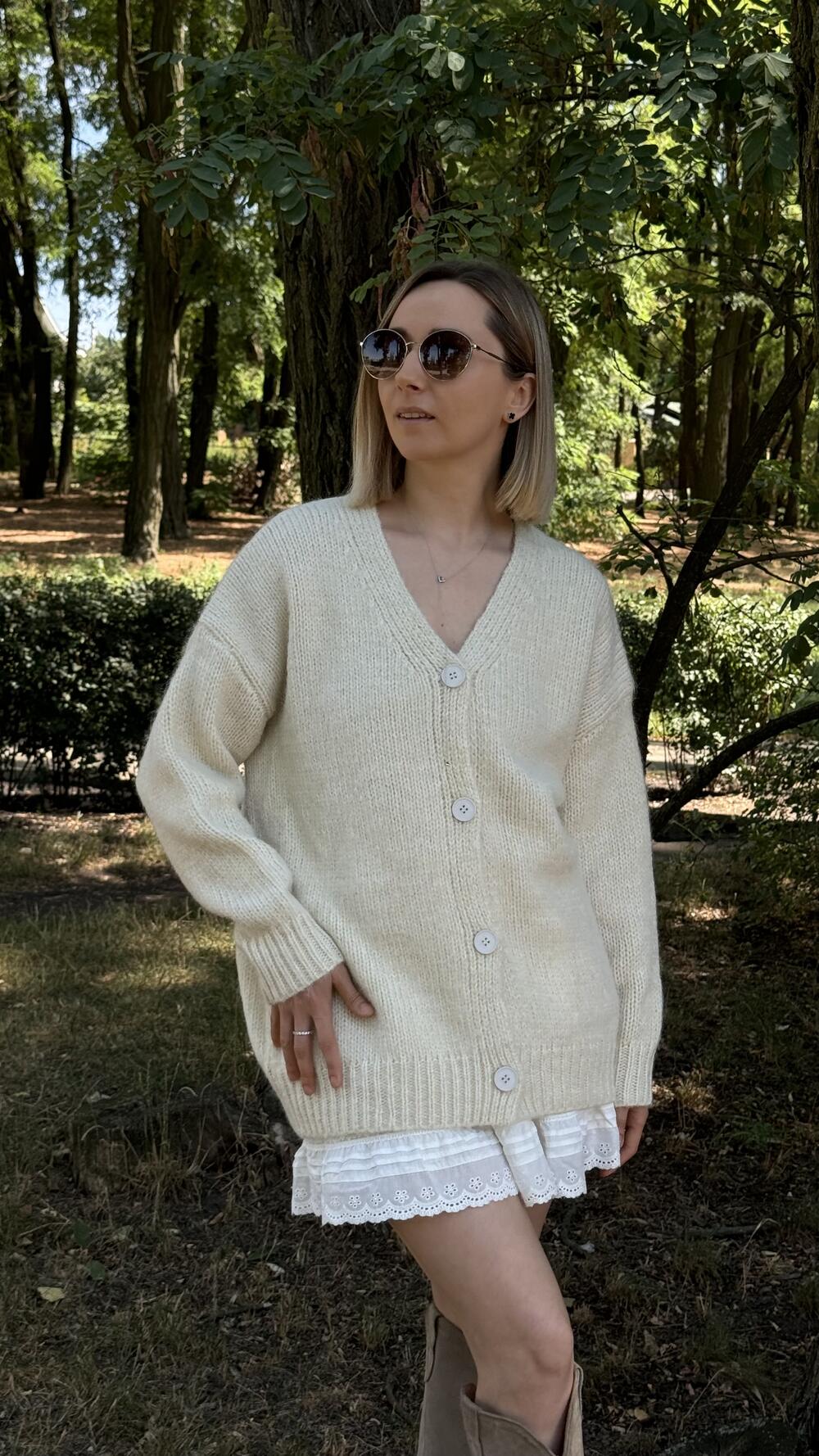 Кардиган з великими ґудзиками та люрексовою ниткою H262 Lara M/L, Крем-брюле