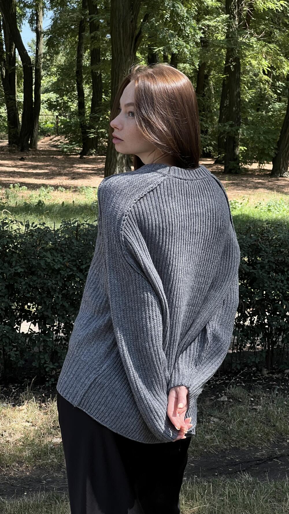 Светр з швом назовні у формі кокона Un7038 Lara S/M, Графітовий