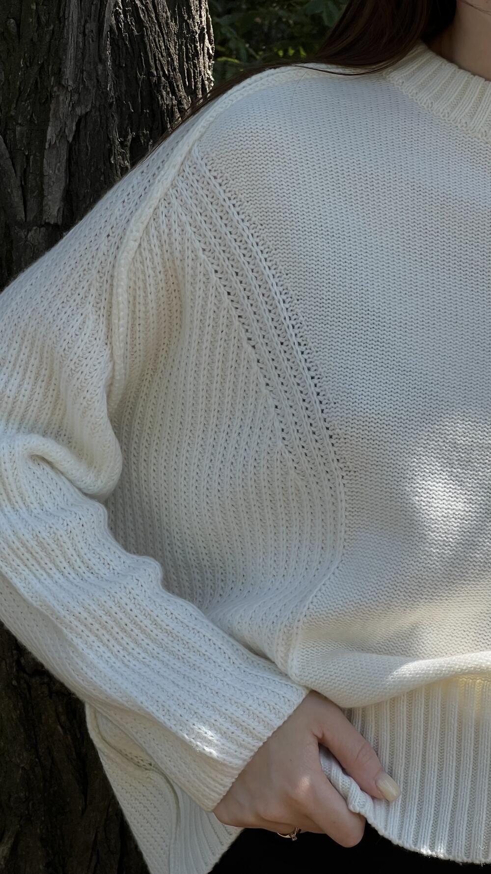 Светр з швом назовні у формі кокона Un7038 Lara M/L, Молочний