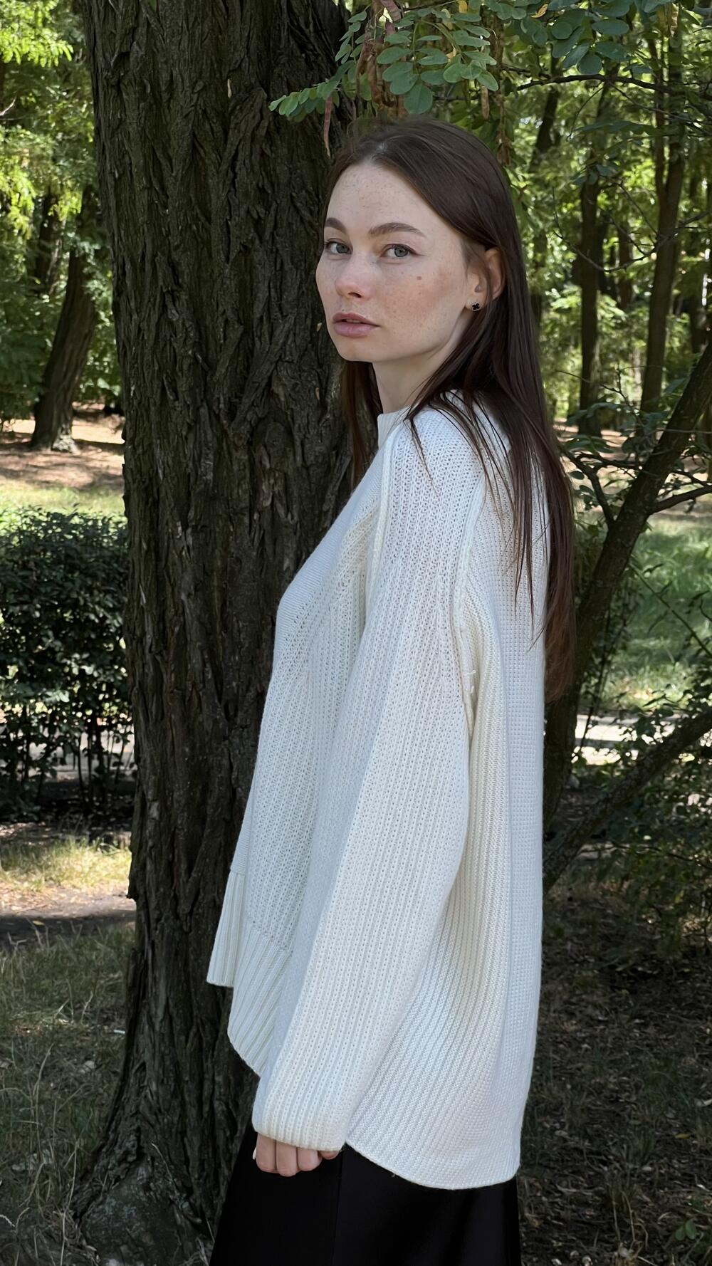 Светр з швом назовні у формі кокона Un7038 Lara S/M, Молочний