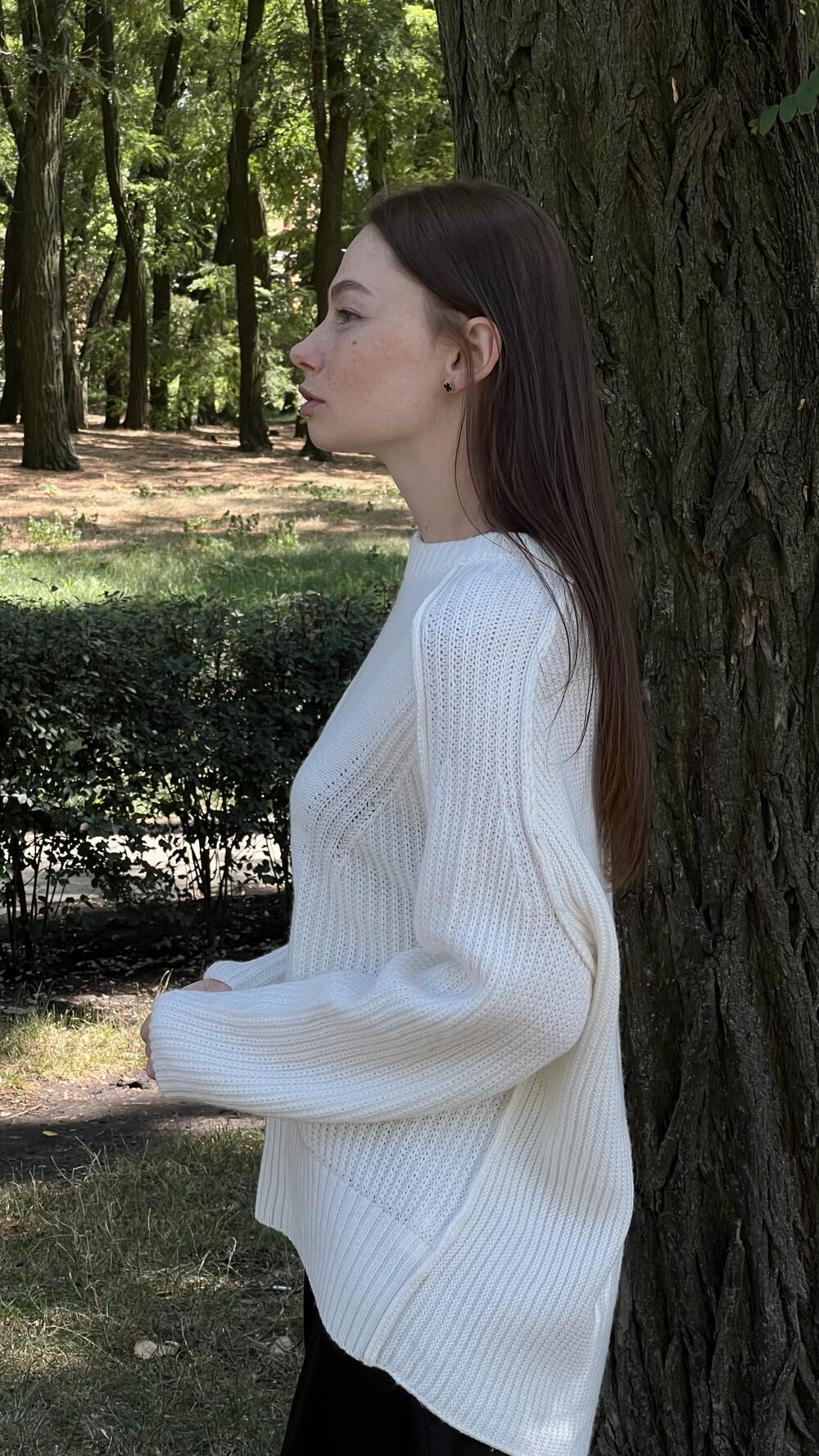 Светр з швом назовні у формі кокона Un7038 Lara S/M, Молочний