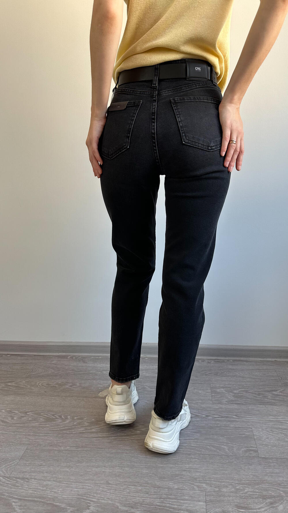 Джинси 1525 slim mom Cracpot 25, Чорний